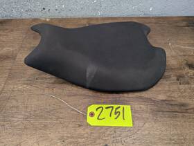 595p6412ab Ducati 20-23 Panigale V2 955 Oem Front Drivers Seat Pad Saddle Pillion