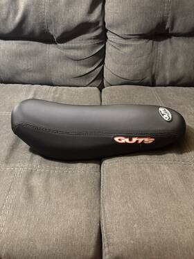 Guts Emx2ss Bolt On Seat With Soft Foam Black Gripper Cover For Surron Light Bee