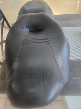 23672 Harley-davidson Touring Years 08-19 Seat Rdw 92 61 0067 Oem Take Off