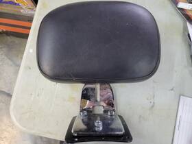51144-02 Harley-davidson Softail Deuce Sissy Bar Backrest Chrome