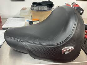 Harley Davidson 51806-05 Genuine Springer Classic Solo Seat