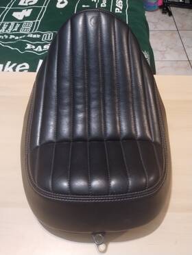 52000265 Harley-davidson Softail Slim Solo Front Driver Seat / 21