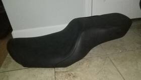 52171-96 Harley Davidson 1996-2003 Dyna Oem Seat Lowrider Super Glide 1997 1998 1999 2001 2002