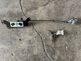 52200042 Harley-davidson Sportster S Rh 1250 Rh1250 21-23 24 25 Oem Seat Lock Cable Keys
