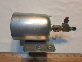 52266-94 Harley-davidson #52266-94 Used Genuine Police Air Ride Solo Seat Reservoir