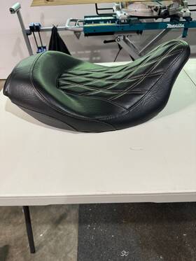 H830901a105108 Harley-davidson Motorcycle Seat
