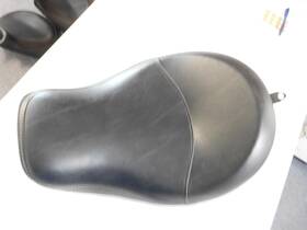 P51503-10 Harley Davidson Dna Wide Glide Solo Motorcycle Seat 2010-2017 No Tears