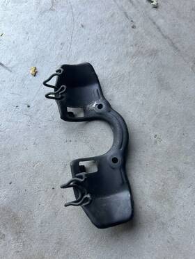 50250-mg9-000 Honda 1986 Gl1200 Gold Wing Aspencade Seat Cross Plate Mount