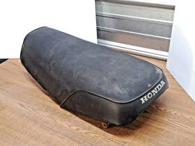 Honda 51706 76 Mr-250 Seat