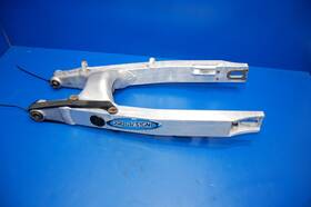 Honda 52100-kz4-710 1994 93-97 Cr125r Cr250r Oem Swingarm Suspension Needs Bearings