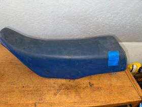 77100-ka3-810 Honda 84 Cr-125r Cr-250r Seat