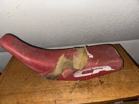 77100-kz3-700 Honda 90 91 Cr-125 Cr-500 Seat