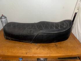 Honda 77200-300-020a 69-71 Cb-750 K Seat