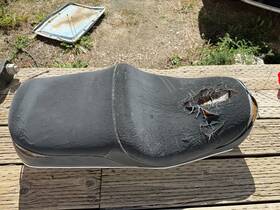 77200-ma5-670 Honda 81 Cb-750c Seat