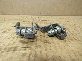 77222-447-000 Honda 1981 Cm400e Left Right Seat Latches