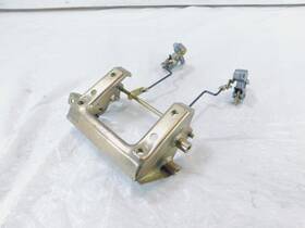 11044-1172 Kawasaki 86-87 Ninja 1000 1000r Zx1000 Rear Seat Latch Mechanism Mount Bracket