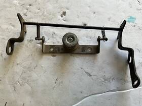 27012-1039 Kawasaki Bracket Zx750 Seat Lock Hook Zx 750 Gpz Gpz750 Turbo Zx750a