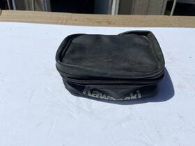 56008-1068 Kawasaki Kdx 200 Rear Tool Bag Holder Black