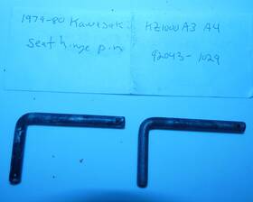 92043-1029 Kawasaki 1979-80 Kz1000 A3 A4 Pair Of Seat Pivot Pins Pn#
