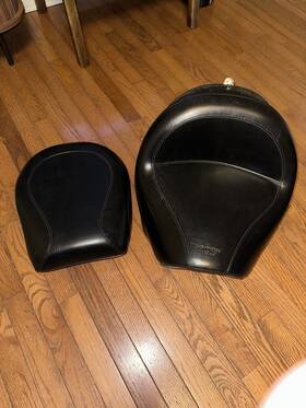 Mustang 75811 2 Pc Touring Seat For Suzuki Intruder Vl 800 And Boulevard C50 01-08