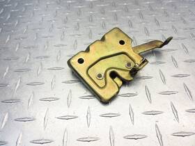 268300 Piaggio 2005 99-08 50 Typhoon Seat Latch Bracket Mount Oem Genuine