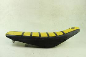 45100-37f00-dy1 Suzuki 2001 Rm250 Oem Seat With Aftermarket Cover B4480