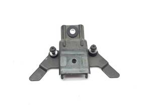 45180-39g00-p21 Suzuki Seat Bracket Adjustment Mount 2008 Boulevard M50z 3326