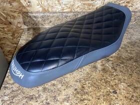 Triumph 36ta0052 Genuine Speed 400 Comfort Quilted Seat Like New