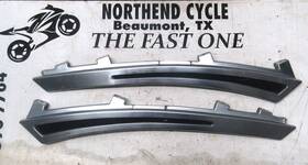 22u-24785-01-00 Yamaha 83 Virago Xv500 K Left Right Seat Trim Mold Oem 22u-24785 22u-2478k 22u-24785-01-00 Yamaha 83 Virago Xv500 K Left Right Seat Trim Mold Oem 22u-24785 22u-2478k