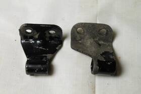 256-24728-00-33 Yamaha 256-24738-00-33 1972 Xs2 Xs1 Tx650 Seat Hinge Bracket