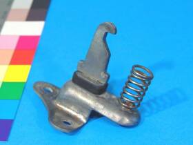 2m0-24728-01 Yamaha 1978-1980 Xs650 Seat Latch Hook Lock Bracket 1979 1978 1980