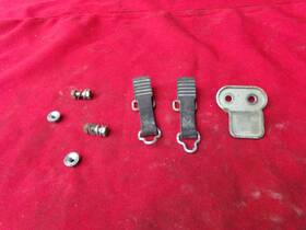 2y0-24748-00 Yamaha Xj550 Maxim 550 Seca Seat Hardware Oem Nice
