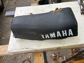 Yamaha 3r4-w2473-00-00 Yz465 Yz 465 Seat Assembly 1980-1981 Used