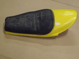 434.24764.00.26 Yamaha 1974 Ty250 A Seat Pan Base With All Original Mounting Brackets Trials