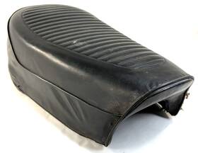 Yamaha 437-24710-02-00 Dt100 Dt175 Oem Seat Assembly