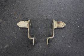 4x7-24738-00-00 Yamaha 1981 1982 1983 Xv750 Virago Right And Left Seat Mount Brackets / Xv920