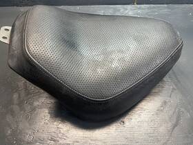 5bn-24710-11-00 Yamaha 2006 V Star 650 Xvs650a Classic Front Drivers Seat