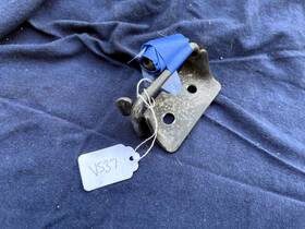 5ks-2475n-00-00 Yamaha 5ks-2475n-00 Genuine Vstar 1100 Seat Bracket Hardware Mount Xvs1100