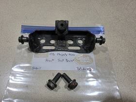 Yamaha 5ru-24726-10-00 2005 Majesty 400 Yp400 Front Seat Mount Bracket Hinge #925.2-73