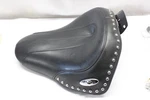 Seat Harley Davidson Softail 52502-05C. Fixed Price $250.00.