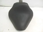 07H23 Yamaha Xvs 1100 Midnight Custom 2006 Seat 5EL-24710-00-00. Fixed Price $83.49.