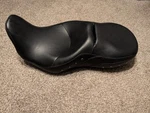 Oem Harley-davidson Road King Studded Low Reach Seat Touring 52000038 08-23. Fixed Price $190.00.
