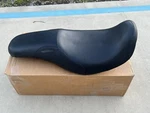 2006 2017 Harley Davidson Dyna Badlander Two-up Seat. Fixed Price $300.00.