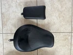 Harley Davidson Oem Fxdwg Dyna Wide Glide Seat And Pillion P51503-10. Fixed Price $155.00.