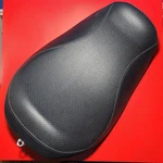 Harley-davidson 53077-06 Oem Solo Seat 06-17 Dyna Excellent Condition. Fixed Price $116.00.