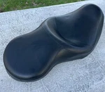 Harley Davidson Motorcycle Dyna Sundowner Oem Upgrade Seat 51540-06. Fixed Price $222.50.