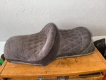 82 Honda GL-1100 Aspencade Seat , 77200-MB9-870ZA. Fixed Price $99.00.
