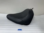 Oem 2011-17 Harley-davidson Softail Slim Seat 52000031A. Fixed Price $129.99.