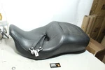08-23 Harley Touring Oem 2UP Low Seat Black 52164-10. Fixed Price $100.00.