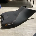 2016-2019 Ktm Superduke 690 Front Seat Brand New Takeoff Mint Condition. Fixed Price $150.00.